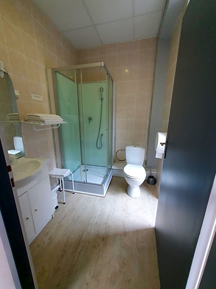 Auberge La Caverne