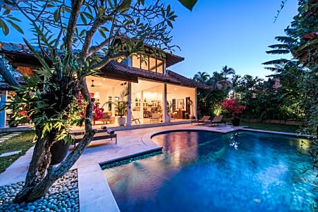 Villa Eight