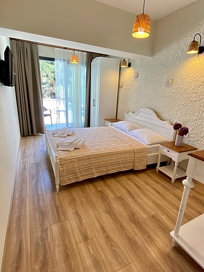 Serez Otel Alacati by La Mira