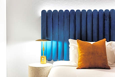 Executive One-Bedroom Apartment