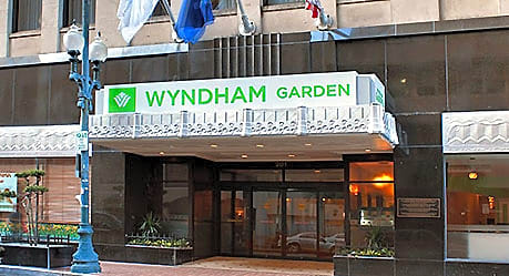Wyndham Garden Baronne Plaza