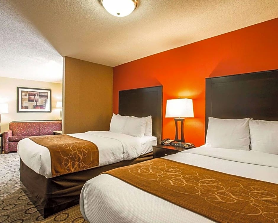 Comfort Suites At WestGate Mall