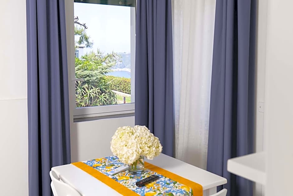 Cala Moresca Apartments