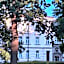 Hive Family House