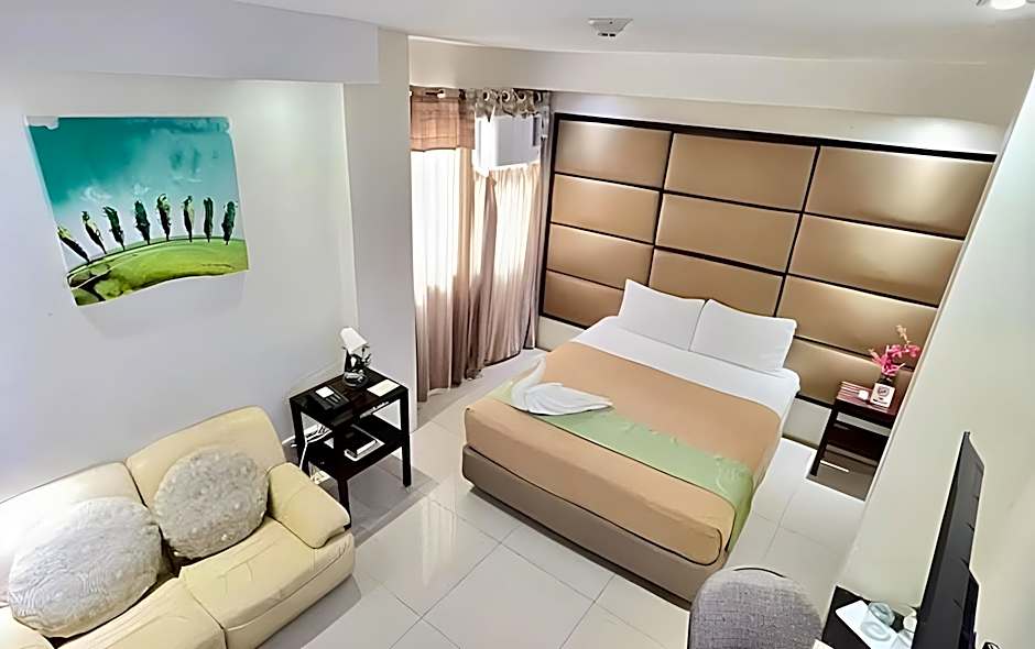 Canberry Hotel