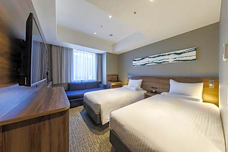 Deluxe Corner Twin Room