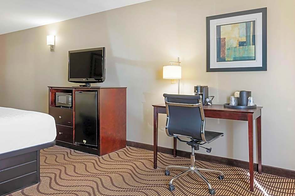 Best Western Plus Lonoke Hotel