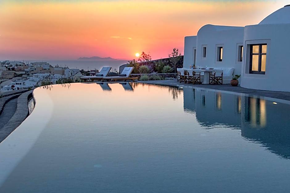 Perivolas Hotel
