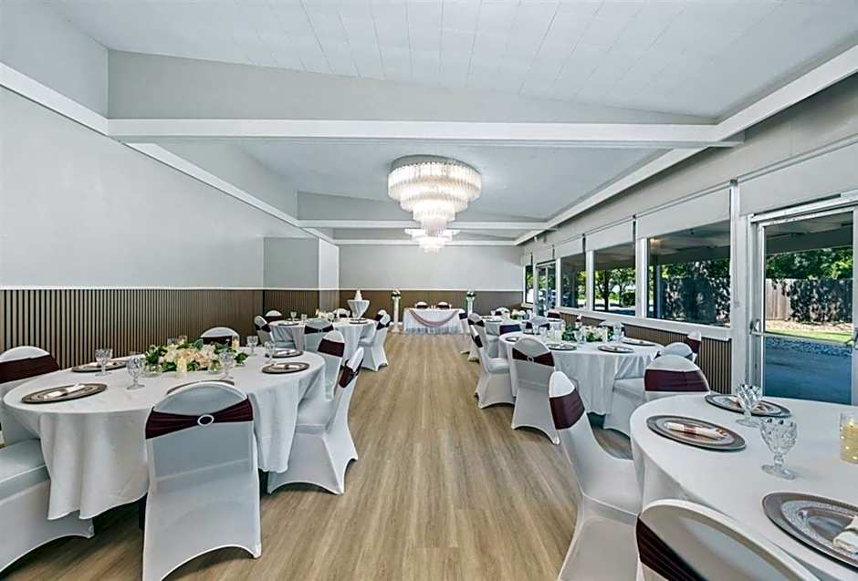 Prodigy Hotel, a Days Inn by Wyndham