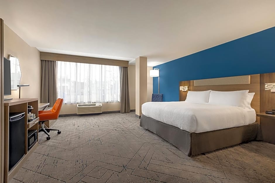 Holiday Inn Express & Suites - Evansville Downtown By IHG