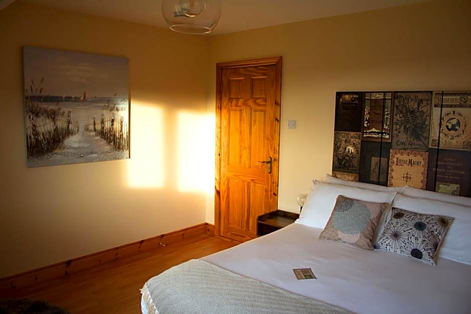 Madra Rua Organic Accommodation