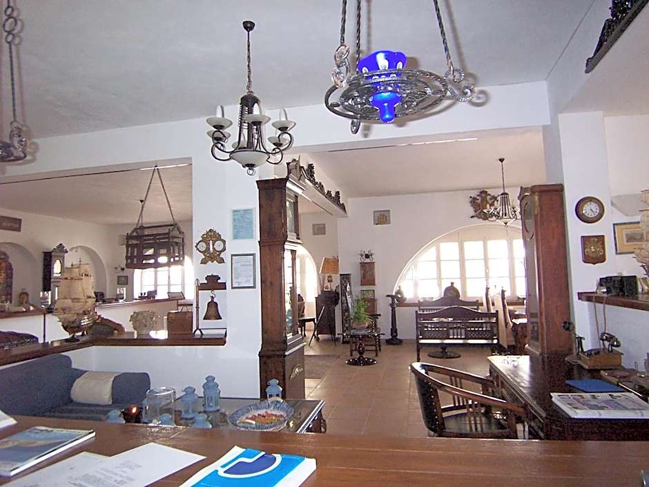 Porto Scoutari Romantic Hotel