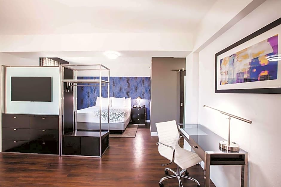 Holiday Inn Express - Dallas Downtown By IHG