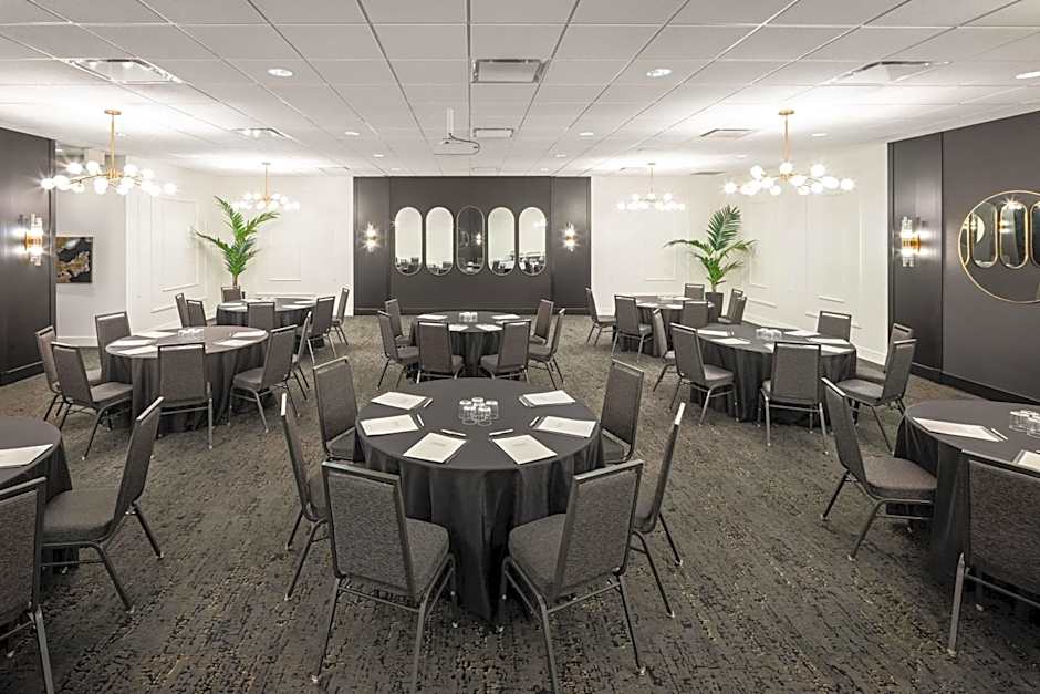 Residence Inn by Marriott Calgary South