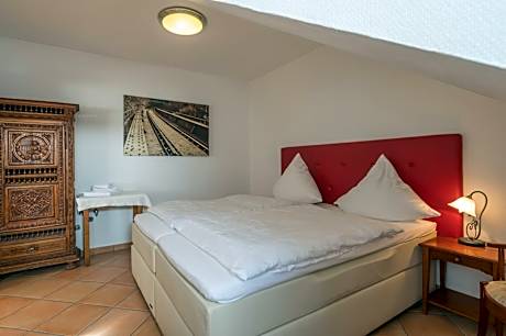 Studio with Mountain View