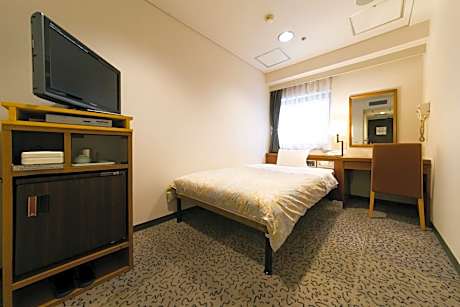 Semi-Double Room B - Smoking