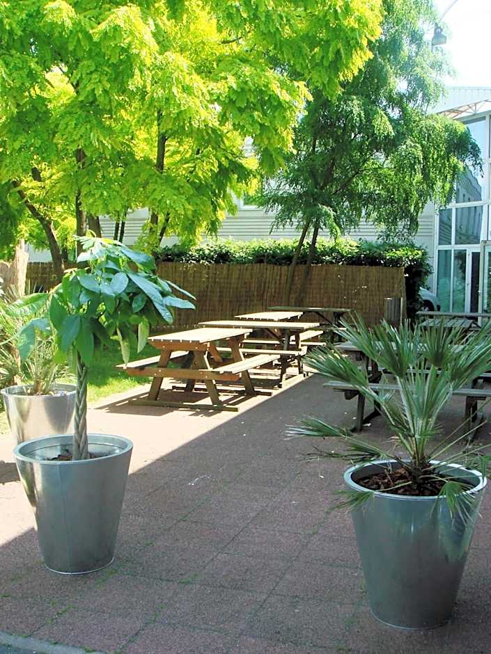 Premiere Classe Roissy CDG - Paris Nord 2 - Parc des Expositions