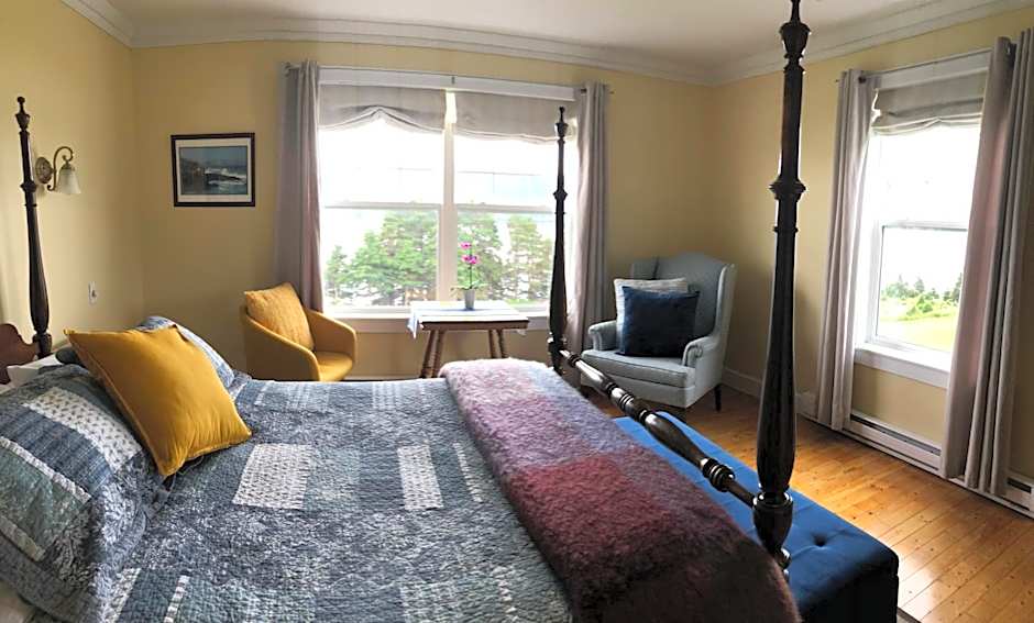 The Bread and Cheese Country Inn