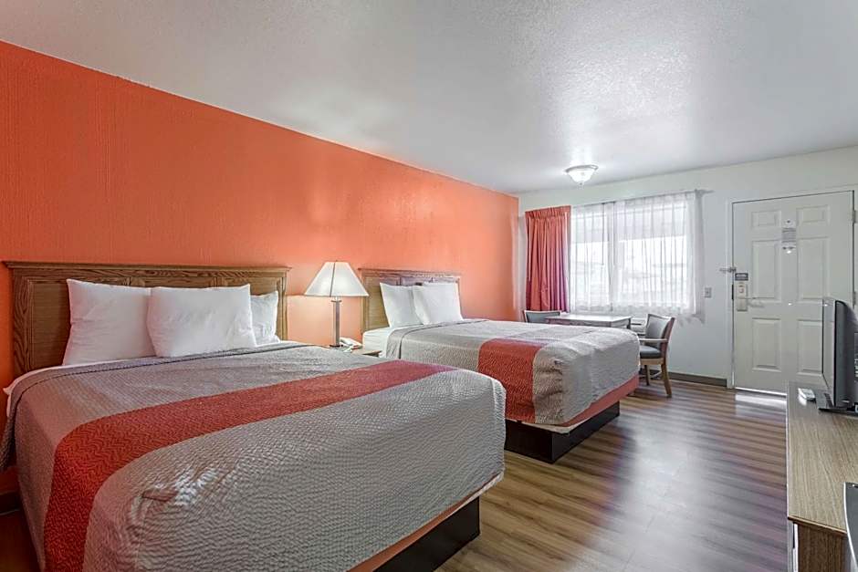 Motel 6-Lordsburg, NM