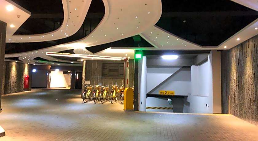 Puli Ease Hotel