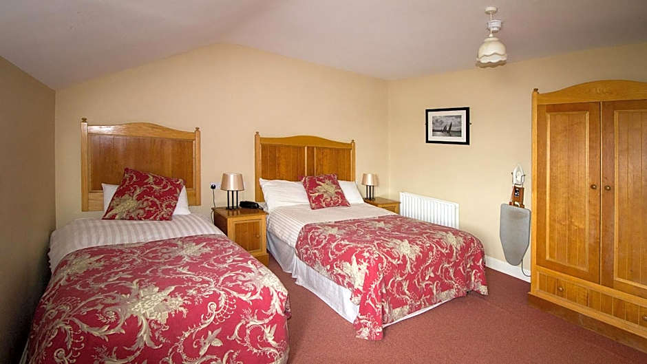 Óstán Oileán Acla