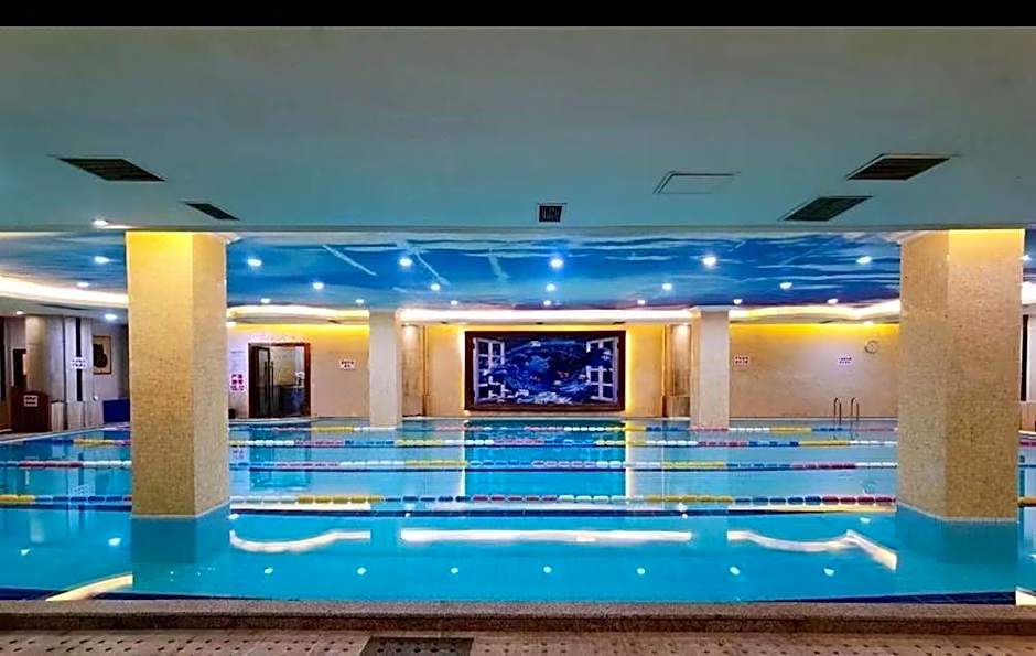 Atour Light Hotel Chengdu Hongpailou Metro Station – Chengdu, IL