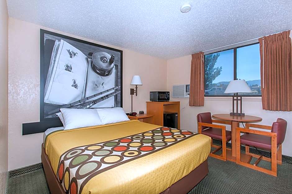 Photo 1 of 4 of 1 Queen Bed, Mobility Accessible