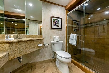 Standard Queen Room with Two Queen Beds - Non Smoking