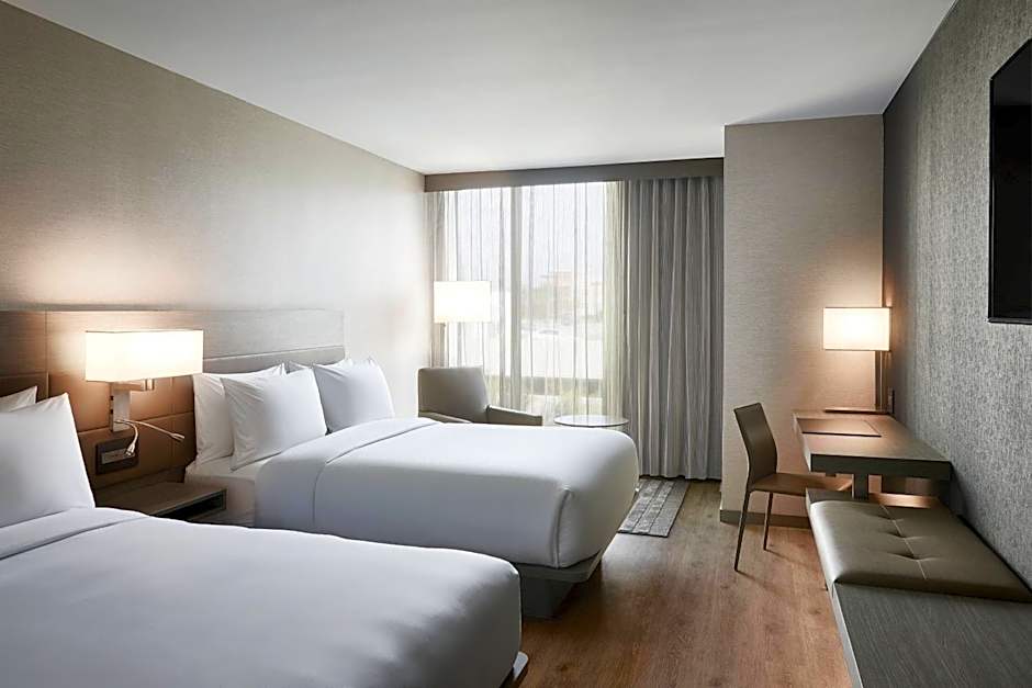 AC Hotel by Marriott Tampa Airport