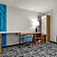Sleep Inn & Suites Verona - Madison Southwest