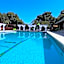 Hotel Raices Esturion