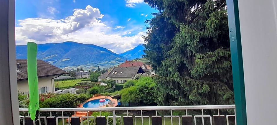 Home Suite Home Bed & Breakfast