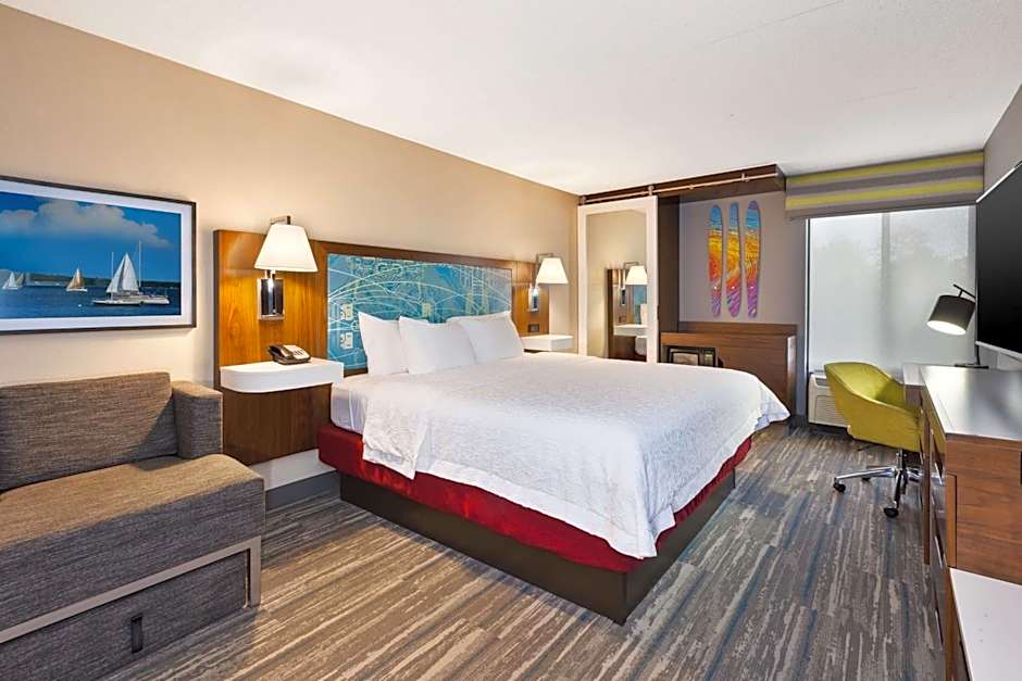 Hampton Inn By Hilton Traverse City
