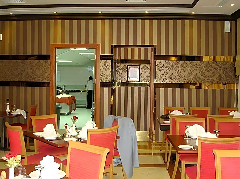 Zowar International Hotel