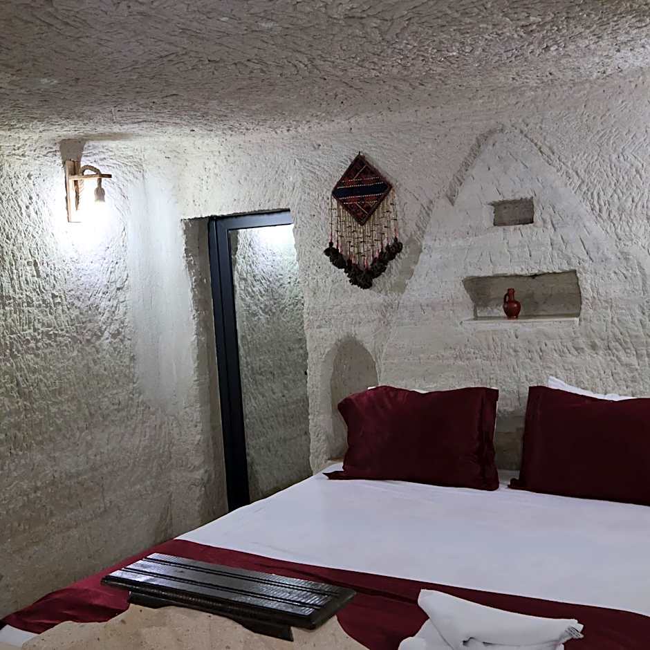 Seven Rock Cave Hotel