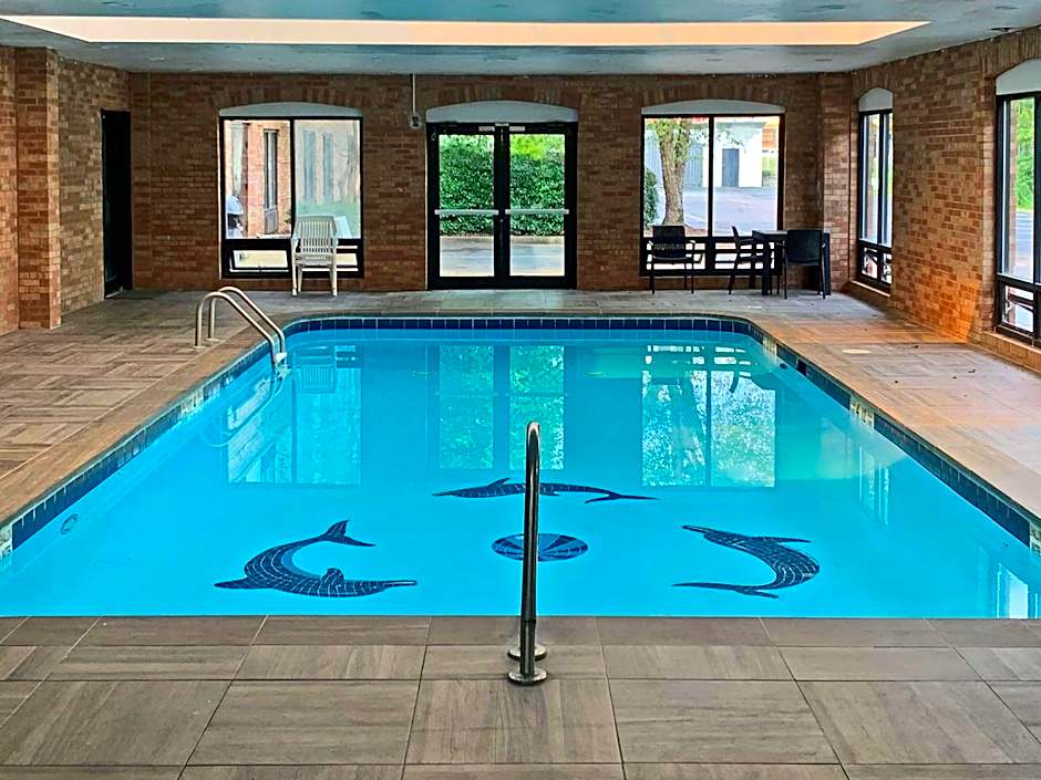 Comfort Inn & Suites Columbus North