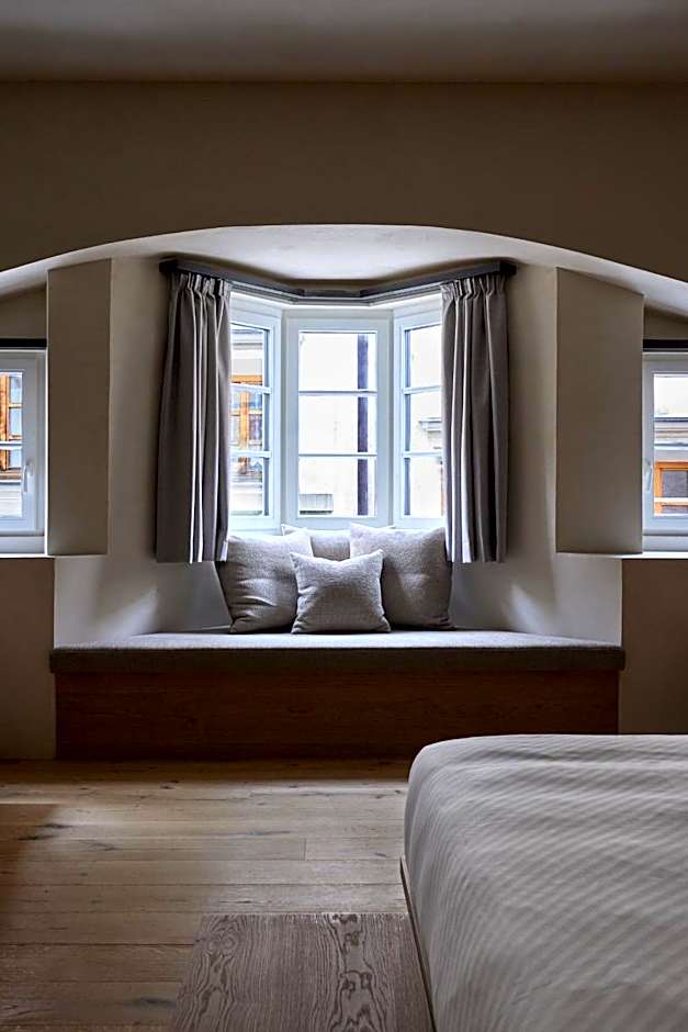 fink Restaurant & Suites