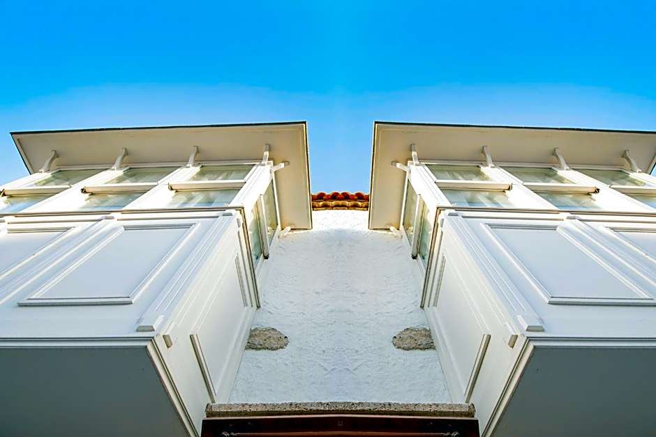 Monat Otel Alaçatı