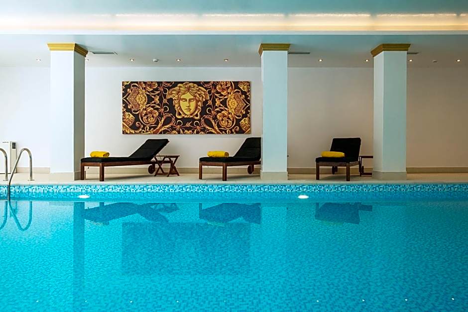 Theoxenia House Hotel