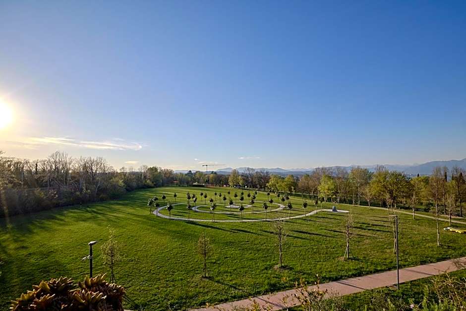 Sidonia apartment for three people in a residence with swimming pool.