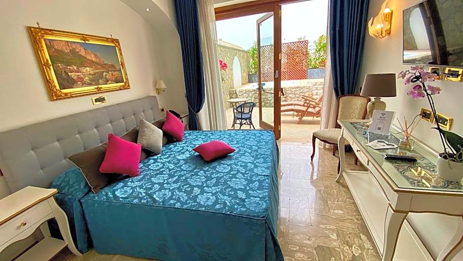 Bougainville Luxury Boutique Hotel