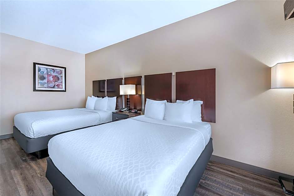Best Western Plus Eastgate Inn & Suites