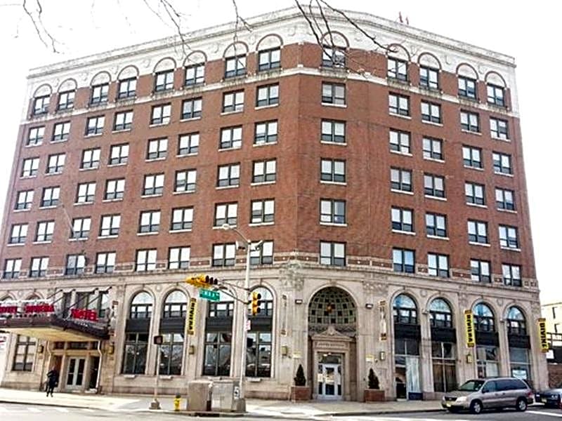 Riviera Hotel – Newark Airport, NJ