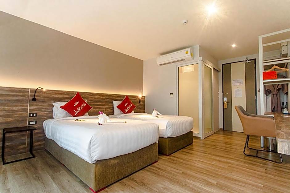 Tour De Phuket Hotel - SHA Plus