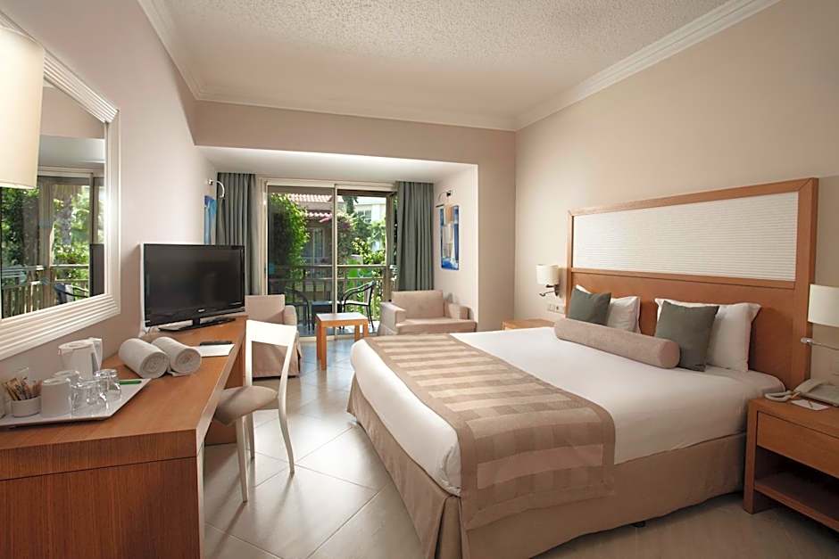 Photo 1 of 4 of Double Room