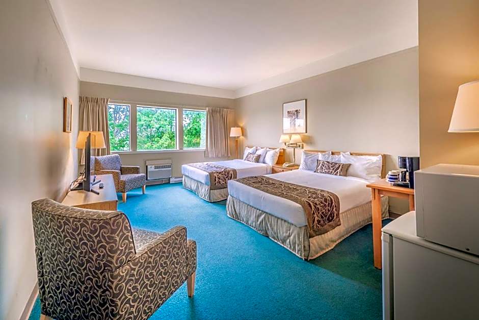 The Cedars Inn Hotel & Convention Centre