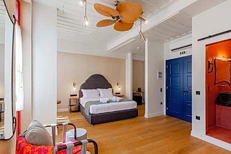 Danae Hotel