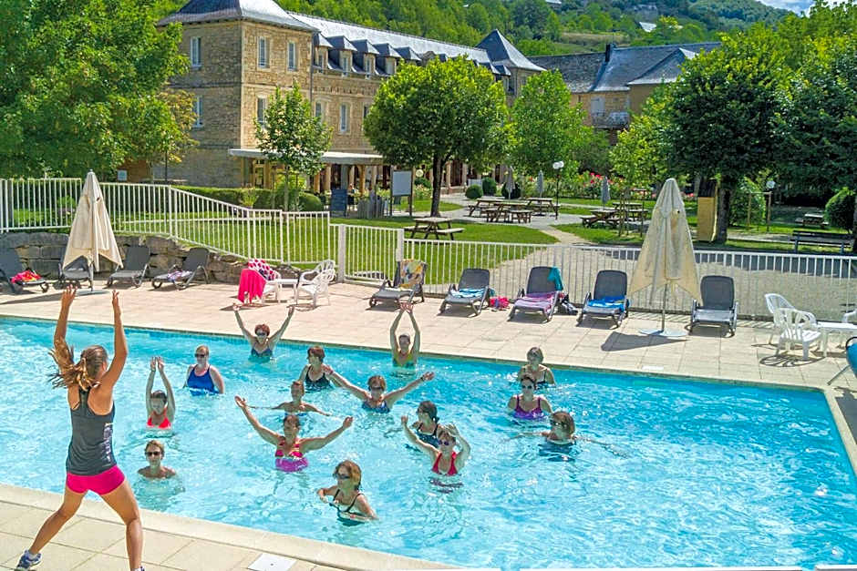 L'HOTEL DES BAINS - Salles-la-Source