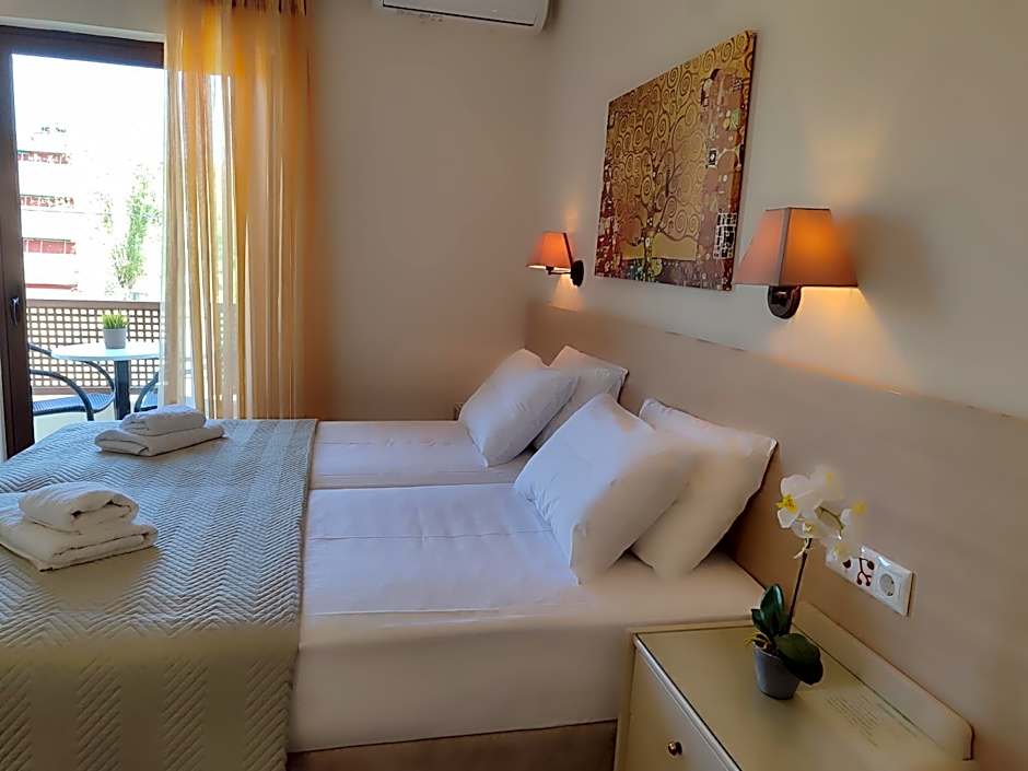 Hotel Prigipikon Suites and sofites