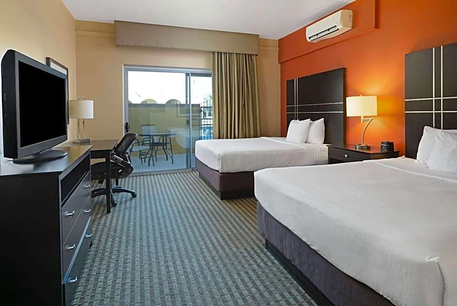 La Quinta Inn & Suites by Wyndham Tucson Reid Park